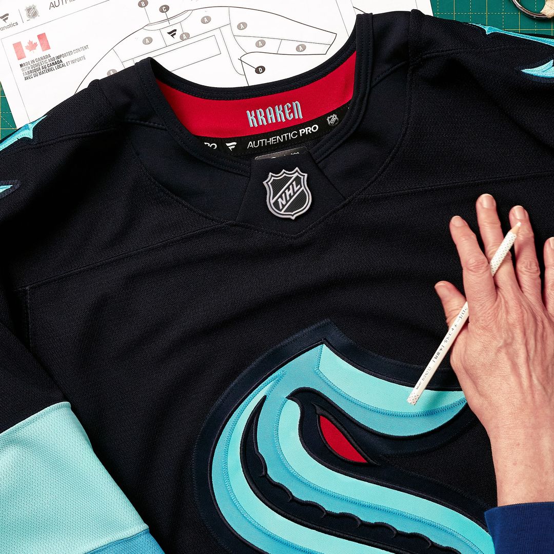 Seattle Kraken Fanatics Alternate Authentic Pro Custom Jersey - Black