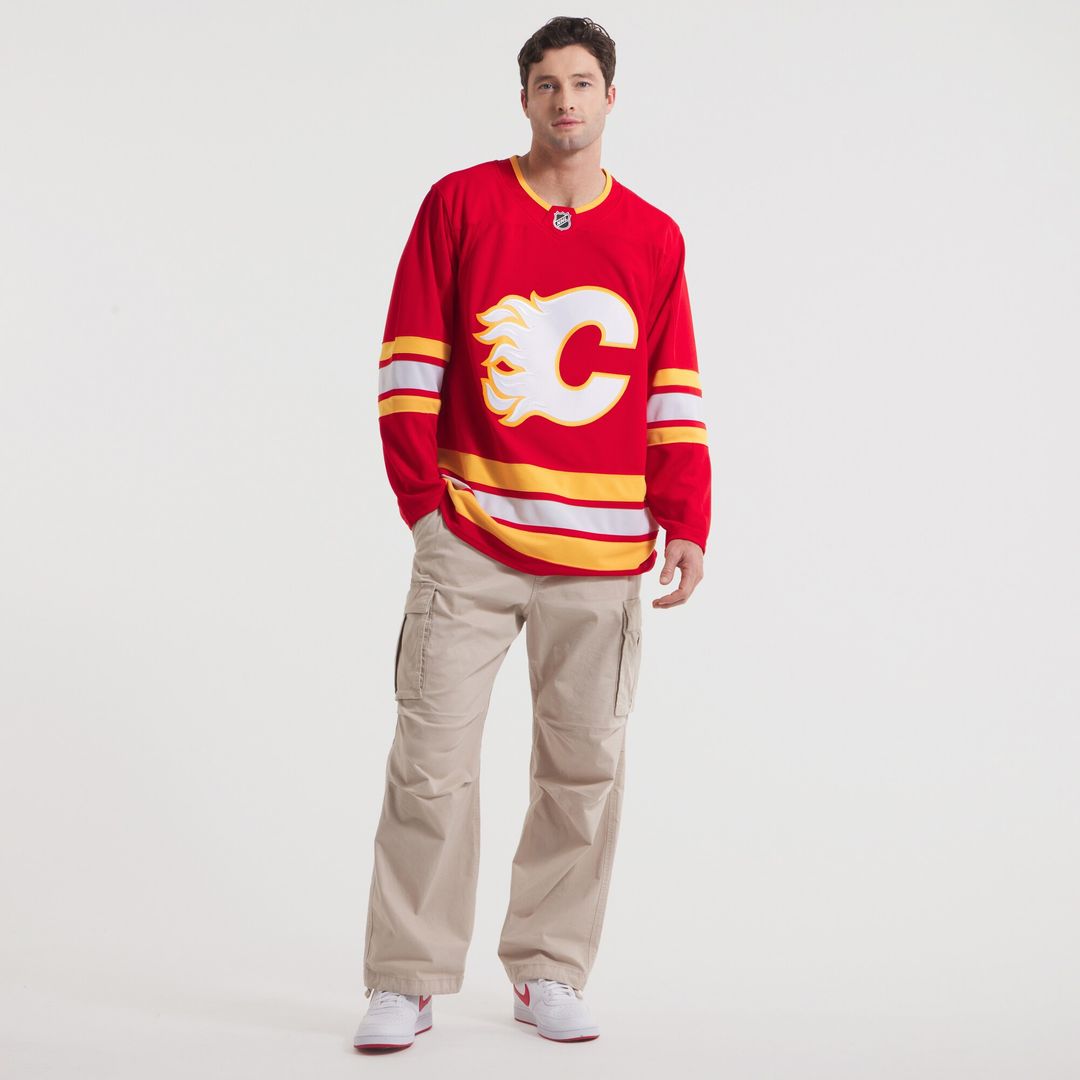 Calgary Flames Fanatics Away Premium Jersey - White